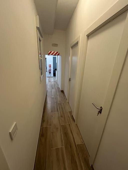 Apartamento Recien Reformado Con 5 Habitaciones Y 3 Banos Madrid Exterior photo